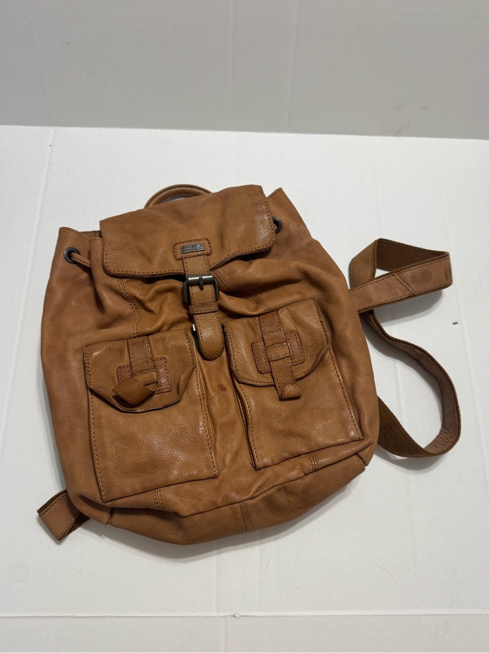 Spikes & Sparrow Men's Tan Leather Backpack with Front Pockets - Casual Everyday